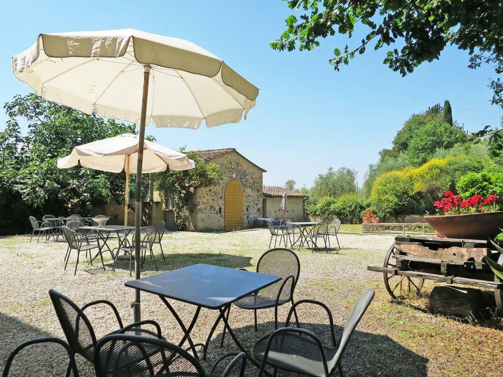 Agriturismo La Moraia Poggibonsi Exterior photo
